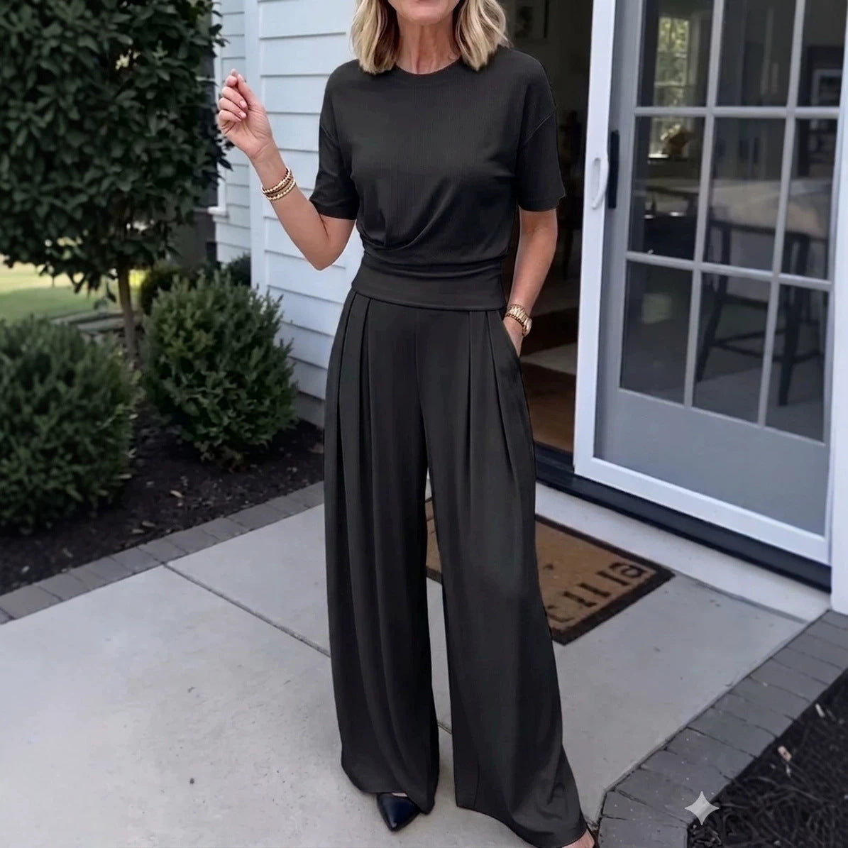Women's Loose Crew-Neck T-Shirt & Wide-Leg Pants Two-Piece Set